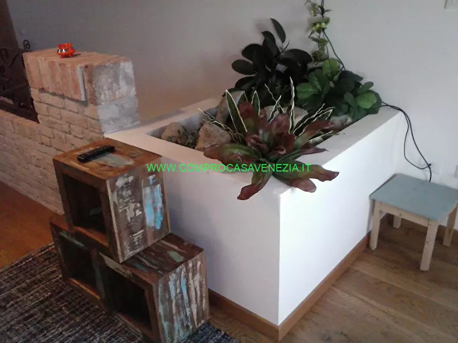 Immagine 15 di Bed & Breakfast in vendita  in sile a Spresiano