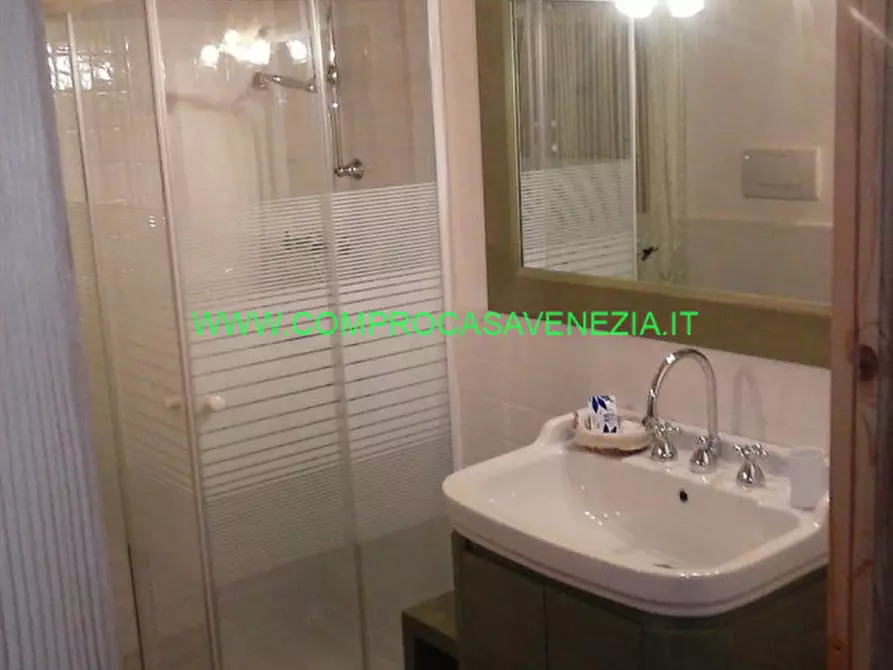 Immagine 19 di Bed & Breakfast in vendita  in sile a Spresiano