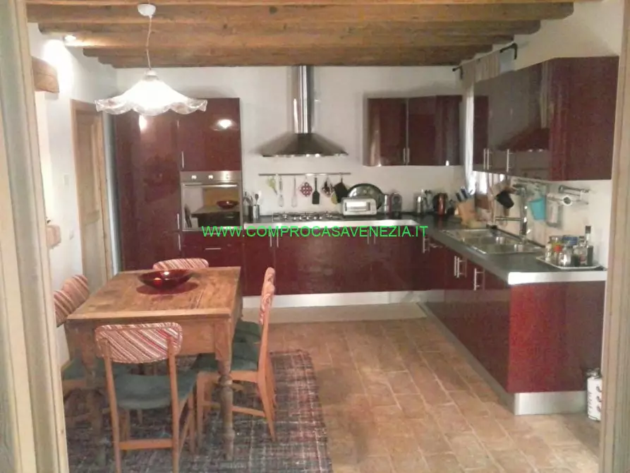 Immagine 60 di Bed & Breakfast in vendita  in sile a Spresiano