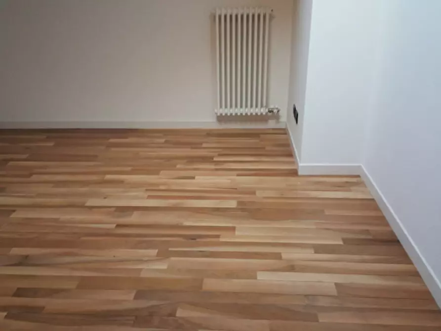 Immagine 8 di Appartamento in vendita  in Via P. Umberto a Este