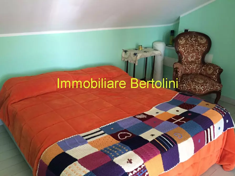 Immagine 14 di Villa in vendita  in via de amicis a San Remo