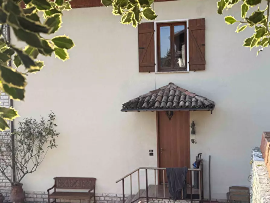 Immagine 1 di Casa indipendente in vendita  a Arsie'