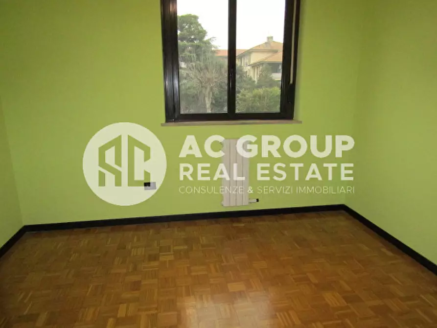 Immagine 9 di Villetta a schiera in vendita  in Via Caio Giulio Cesare a Saronno