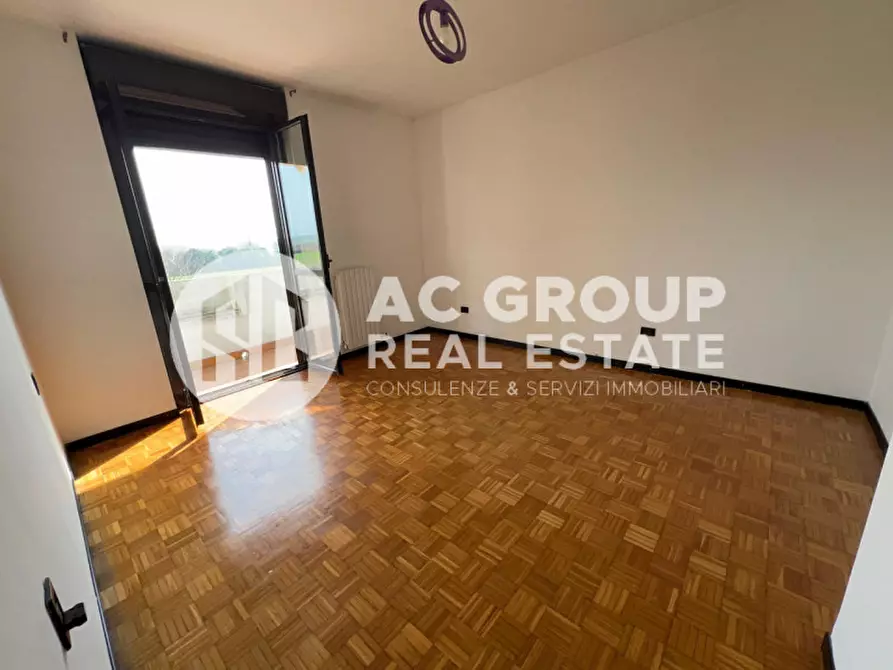 Immagine 13 di Villetta a schiera in vendita  in Via Caio Giulio Cesare a Saronno