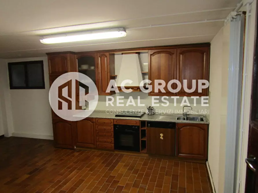 Immagine 13 di Villetta a schiera in vendita  in Via Caio Giulio Cesare a Saronno