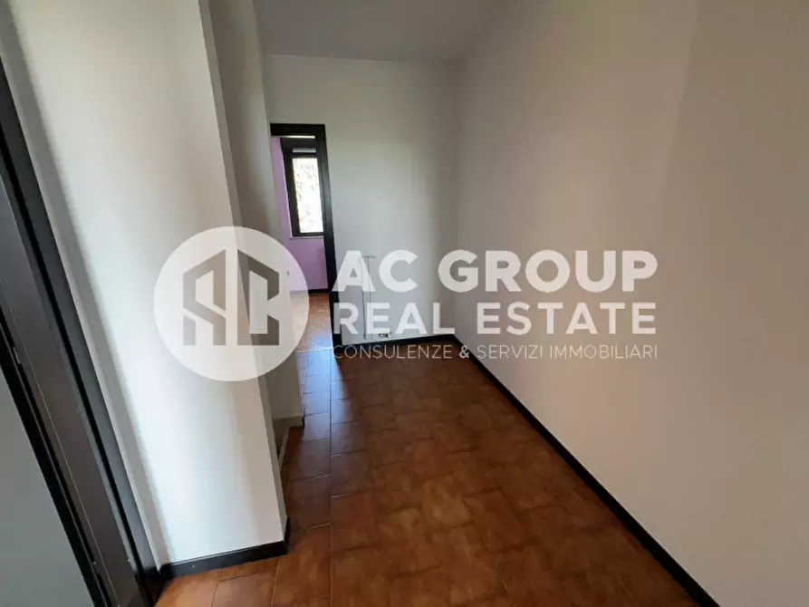 Immagine 16 di Villetta a schiera in vendita  in Via Caio Giulio Cesare a Saronno