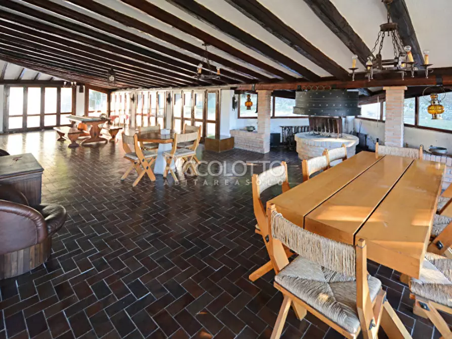 Immagine 6 di Villa in vendita  in Via Foresto Nuovo a Maser