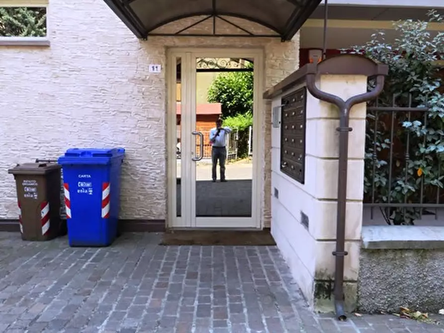 Immagine 3 di Ufficio in vendita  in via Treviso a Parma