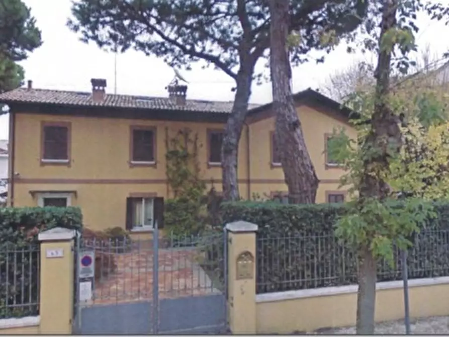 Immagine 1 di Villa in vendita  a Cesenatico