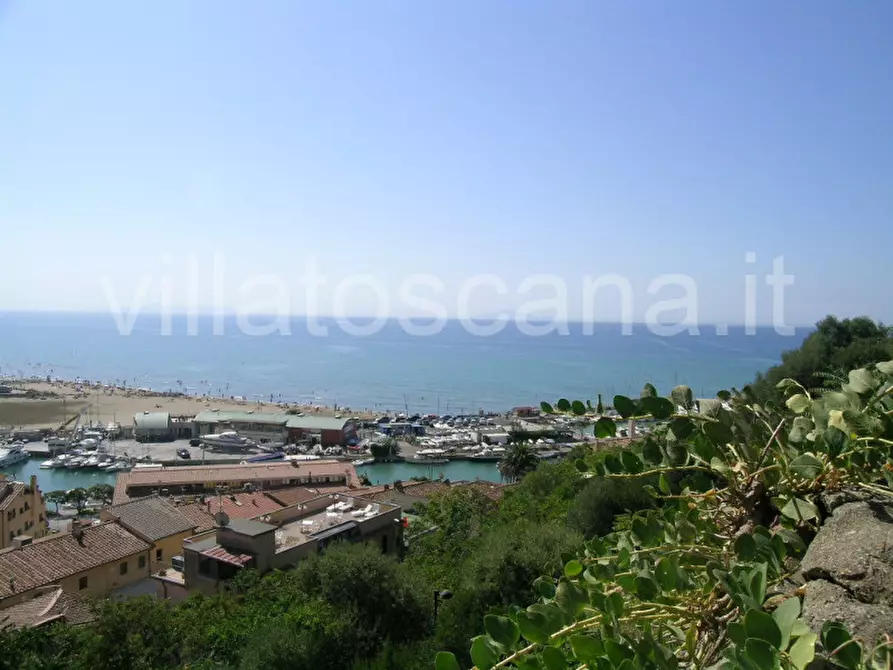 Immagine 1 di Appartamento in vendita  a Castiglione Della Pescaia