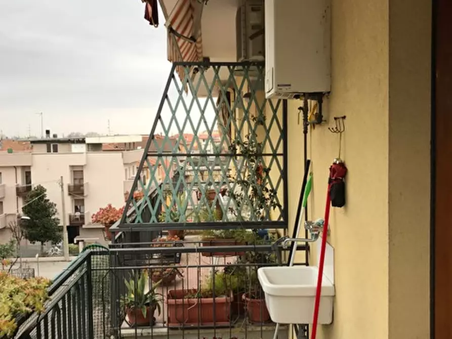 Immagine 3 di Appartamento in vendita  a Rimini