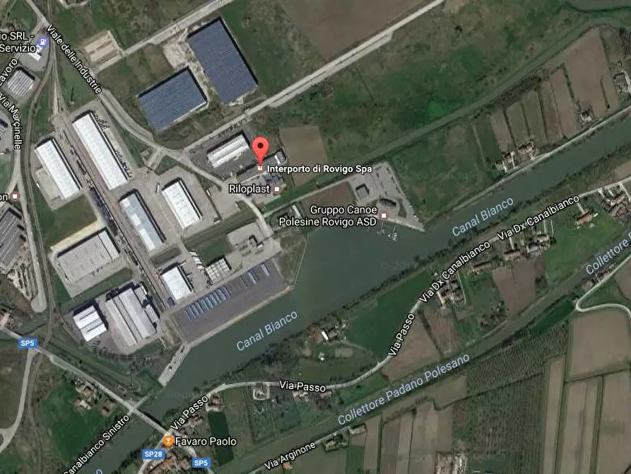 Immagine 3 di Terreno in vendita  in Viale delle Industrie a Rovigo