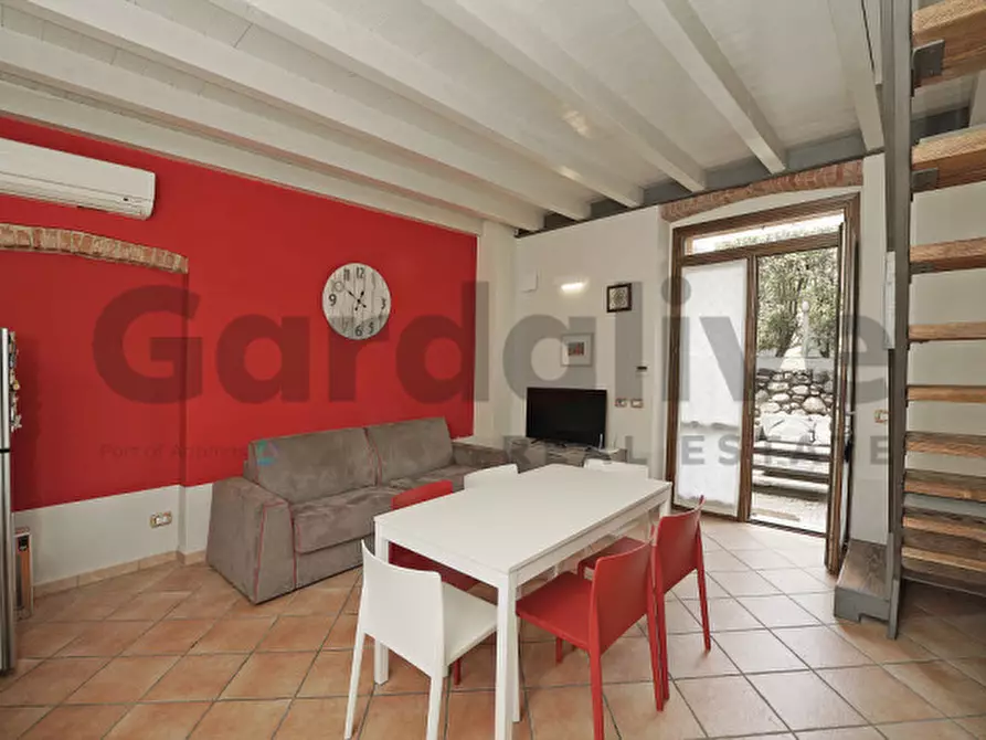 Immagine 8 di Appartamento in vendita  in Via del Panorama 36 a Salò