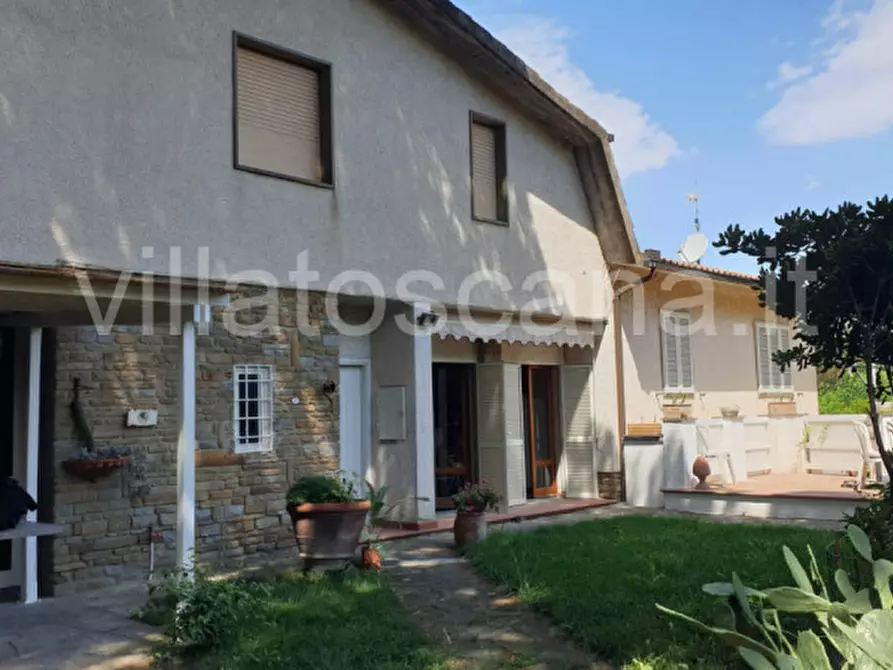 Immagine 3 di Casa trifamiliare in vendita  in Strada delle Rocchette a Castiglione Della Pescaia