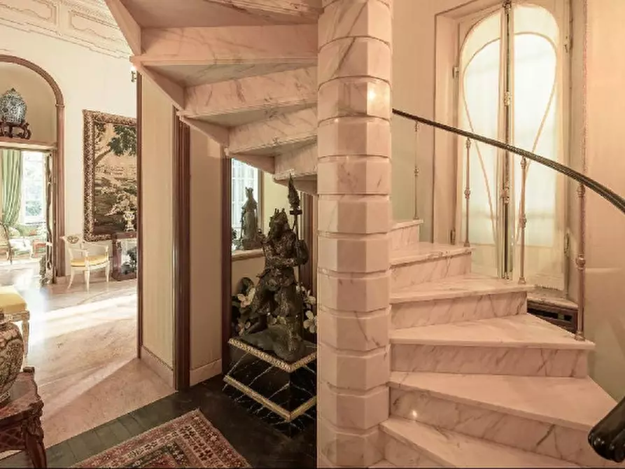 Immagine 1 di Villa in vendita  in Via Acquette a Padova