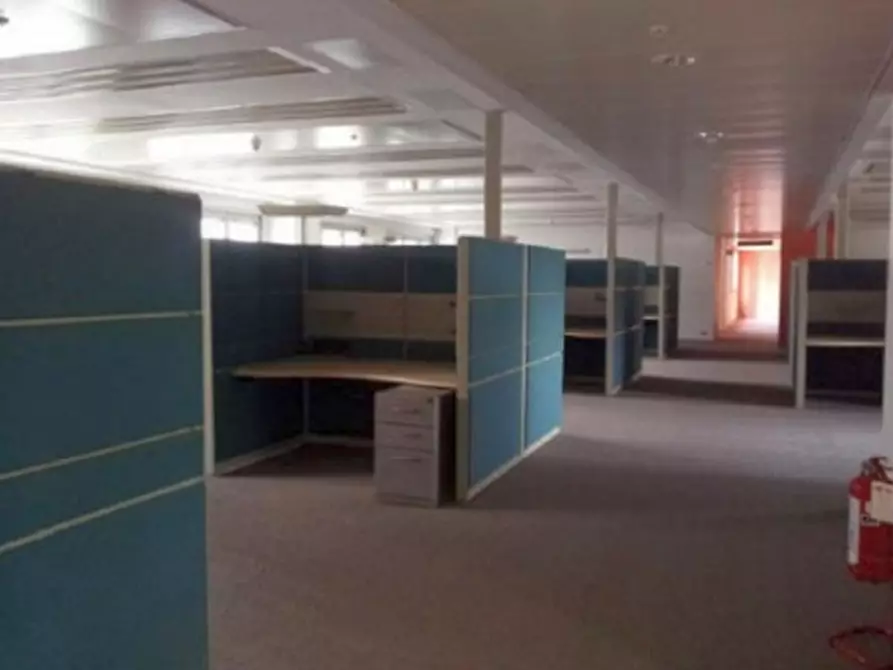 Immagine 2 di Ufficio in affitto  in VIA CAMPANIA a Monza