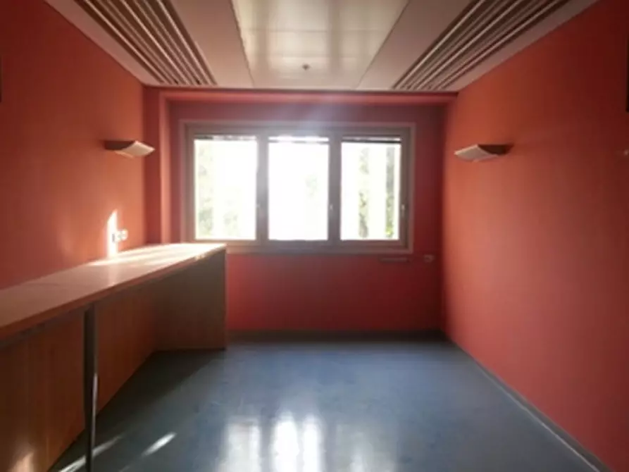 Immagine 17 di Ufficio in affitto  in VIA CAMPANIA a Monza