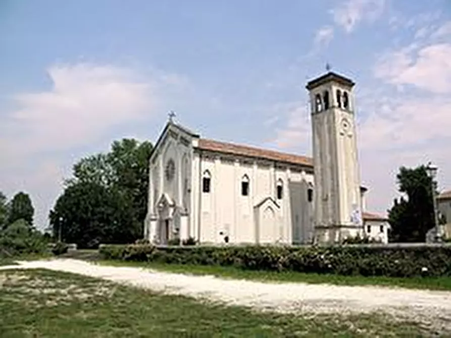 Immagine 1 di Terreno in vendita  in sant'angelo a Treviso