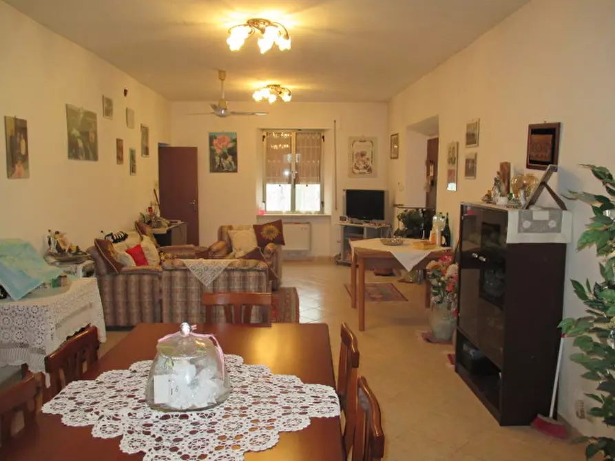 Immagine 5 di Rustico / casale in vendita  a Ostra