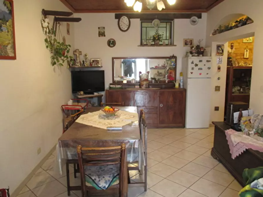 Immagine 9 di Rustico / casale in vendita  a Ostra