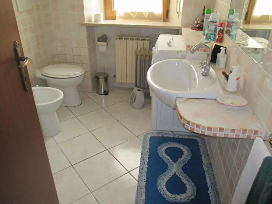 Immagine 18 di Rustico / casale in vendita  a Ostra