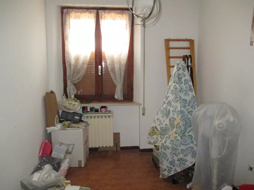Immagine 37 di Rustico / casale in vendita  a Ostra
