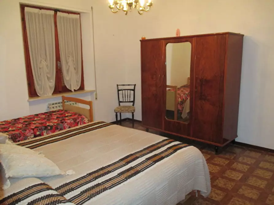 Immagine 38 di Rustico / casale in vendita  a Ostra