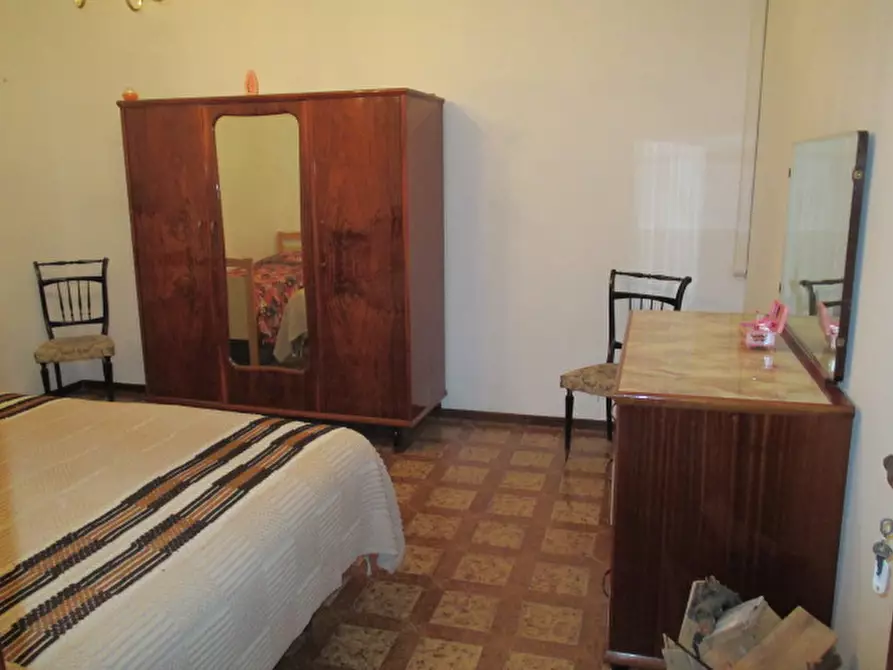 Immagine 40 di Rustico / casale in vendita  a Ostra