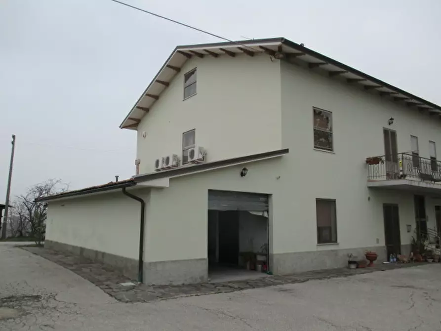 Immagine 48 di Rustico / casale in vendita  a Ostra