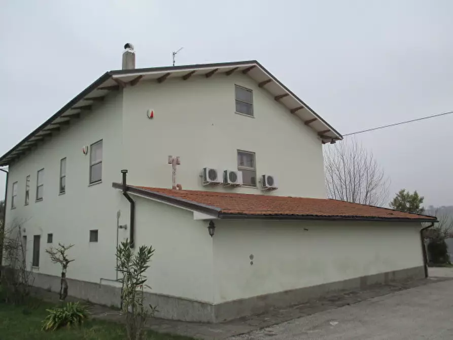 Immagine 62 di Rustico / casale in vendita  a Ostra