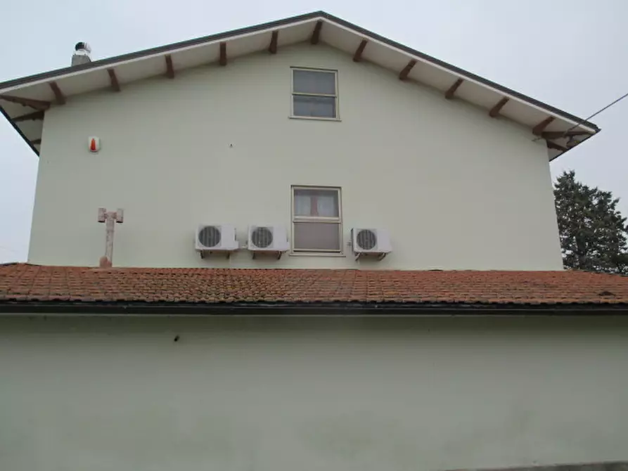 Immagine 66 di Rustico / casale in vendita  a Ostra