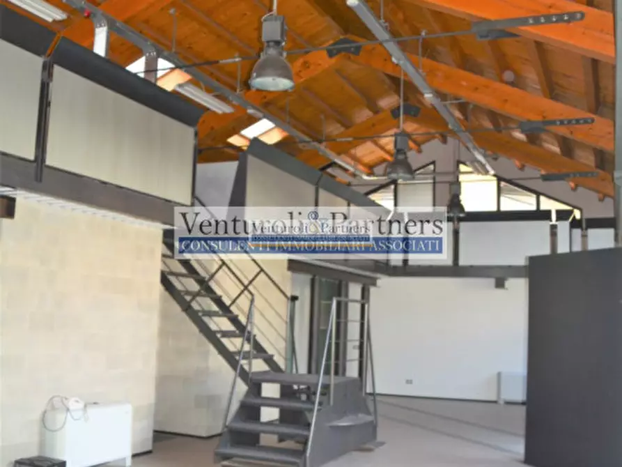 Immagine 9 di Ufficio in vendita  in via divisione acqui a Brescia