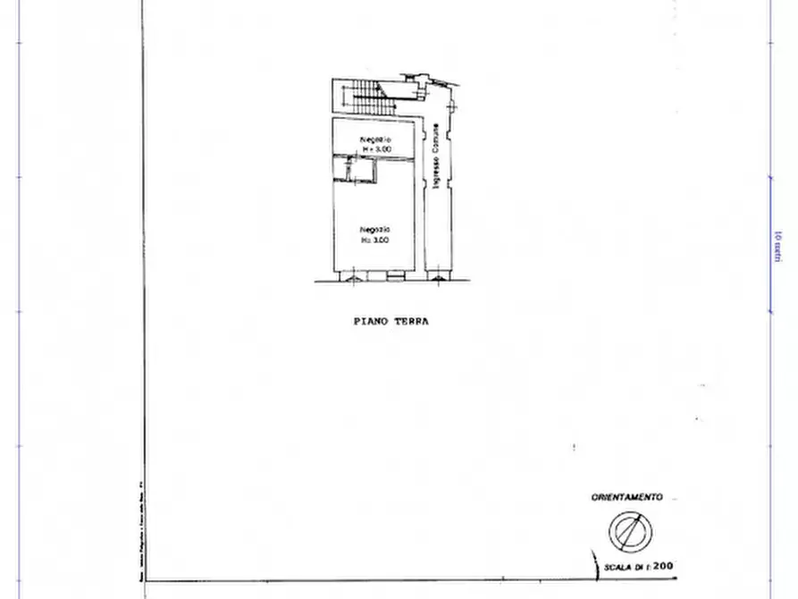Immagine 1 di Negozio in vendita  a Senigallia
