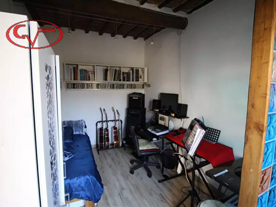 Immagine 2 di Appartamento in vendita  in via isidoro del lungo a Montevarchi