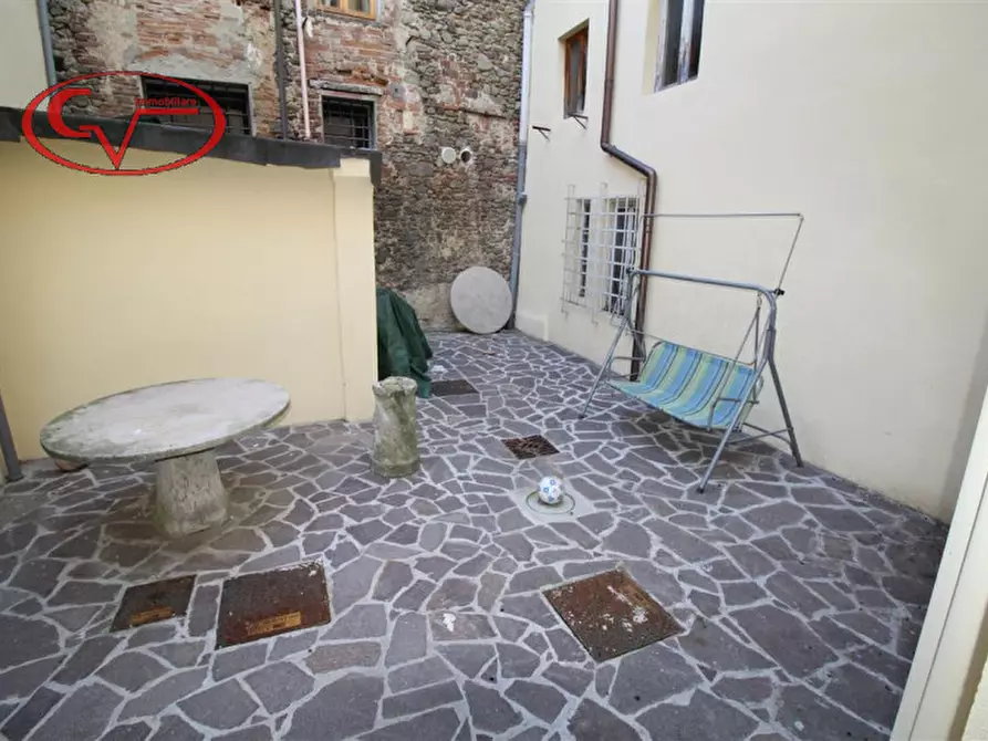 Immagine 3 di Appartamento in vendita  in via isidoro del lungo a Montevarchi