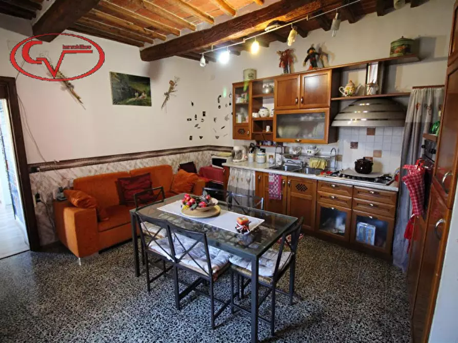 Immagine 7 di Appartamento in vendita  in via isidoro del lungo a Montevarchi