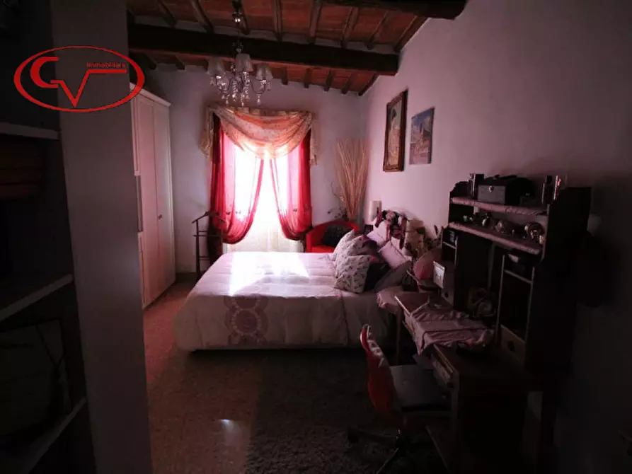 Immagine 8 di Appartamento in vendita  in via isidoro del lungo a Montevarchi