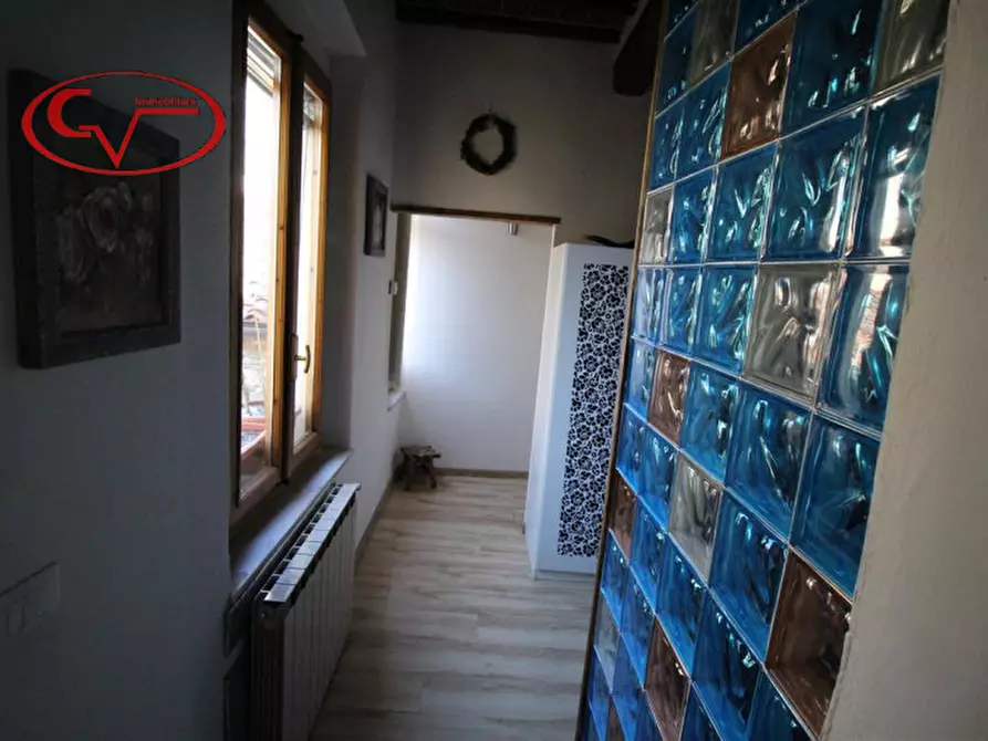 Immagine 10 di Appartamento in vendita  in via isidoro del lungo a Montevarchi