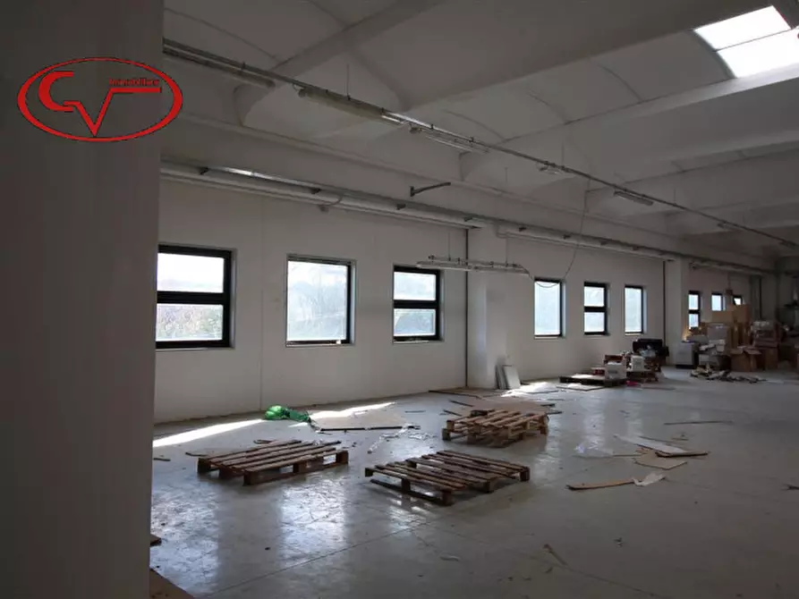 Immagine 5 di Laboratorio in vendita  in via valiani a Bucine