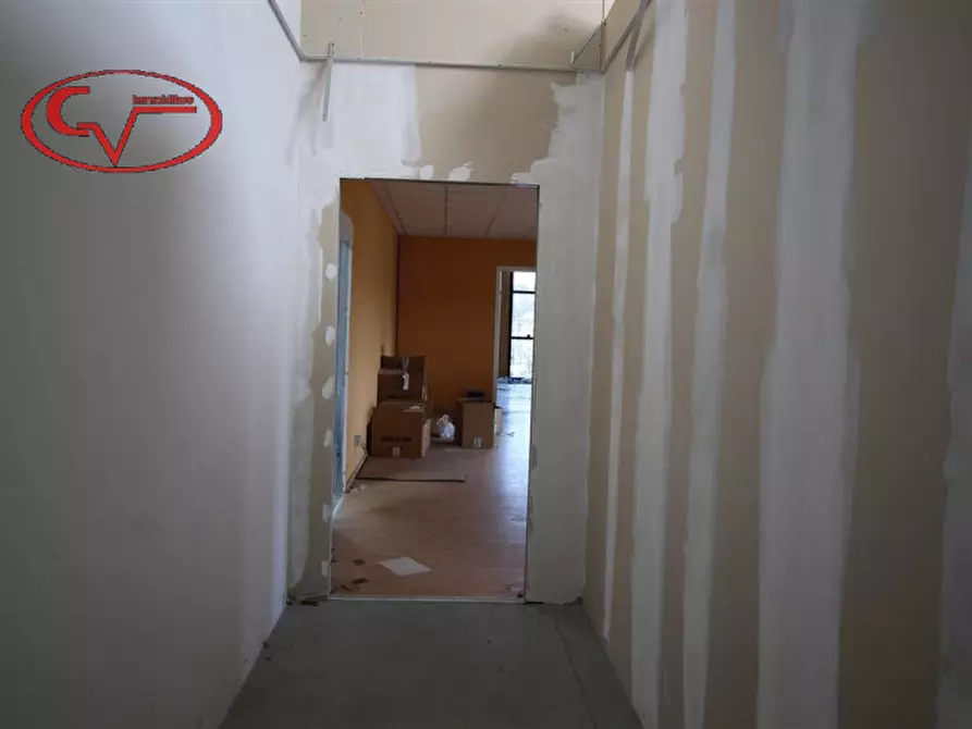 Immagine 6 di Laboratorio in vendita  in via valiani a Bucine