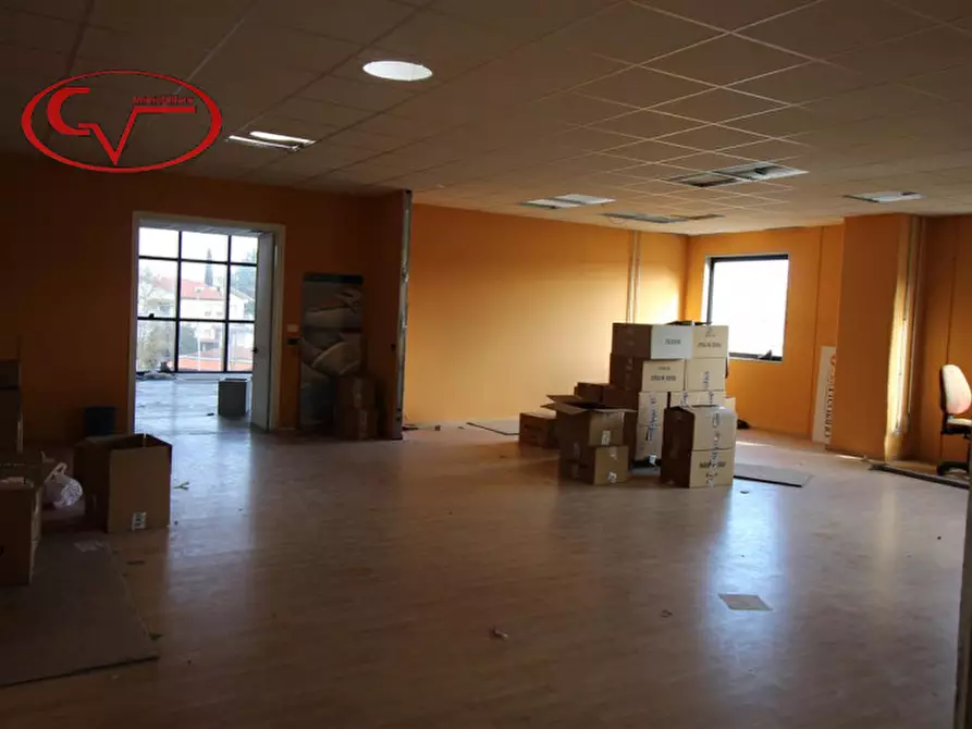 Immagine 7 di Laboratorio in vendita  in via valiani a Bucine