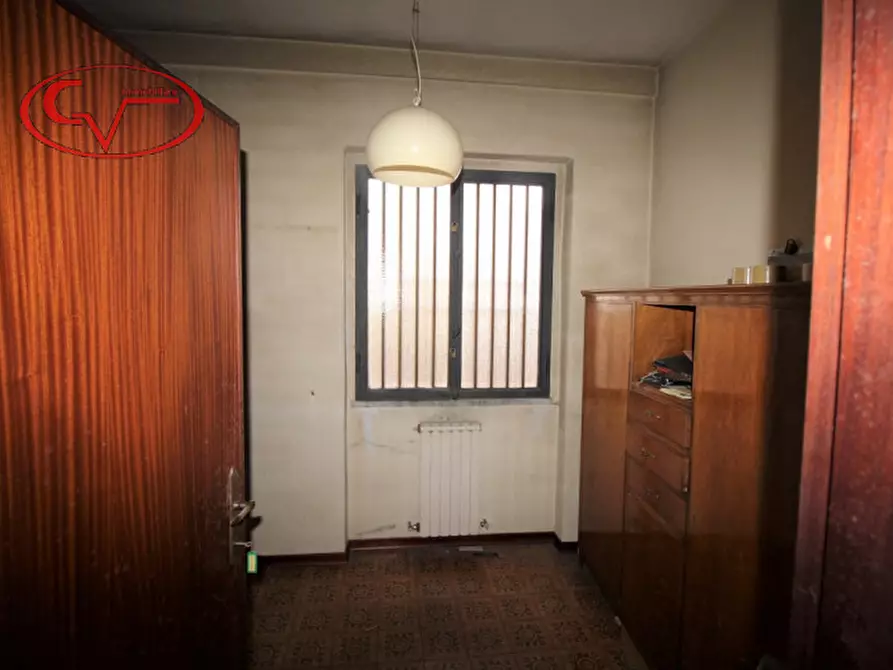 Immagine 9 di Negozio in affitto  in via Oberdan a Bucine