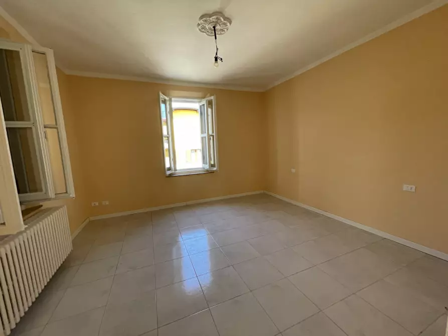 Immagine 17 di Villa in affitto  a Suzzara