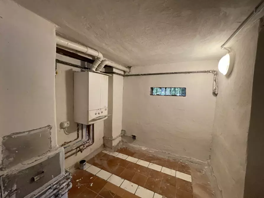 Immagine 24 di Villa in affitto  a Suzzara