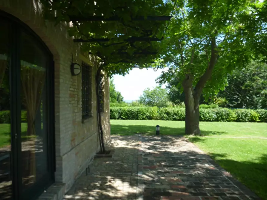 Immagine 2 di Rustico / casale in vendita  in Strada San Nicola a Pesaro