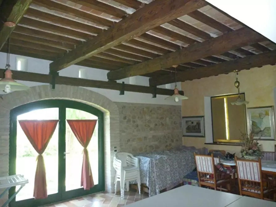 Immagine 15 di Rustico / casale in vendita  in Strada San Nicola a Pesaro