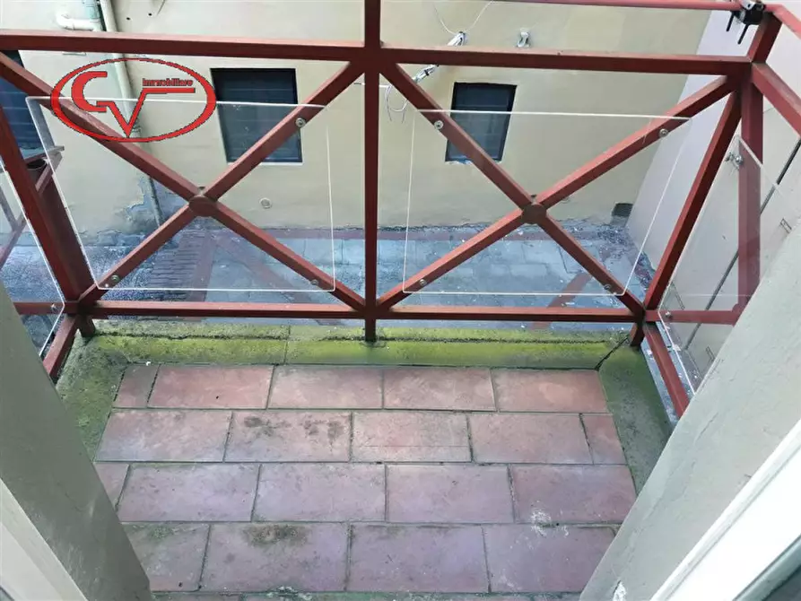 Immagine 12 di Appartamento in vendita  in corso italia a San Giovanni Valdarno