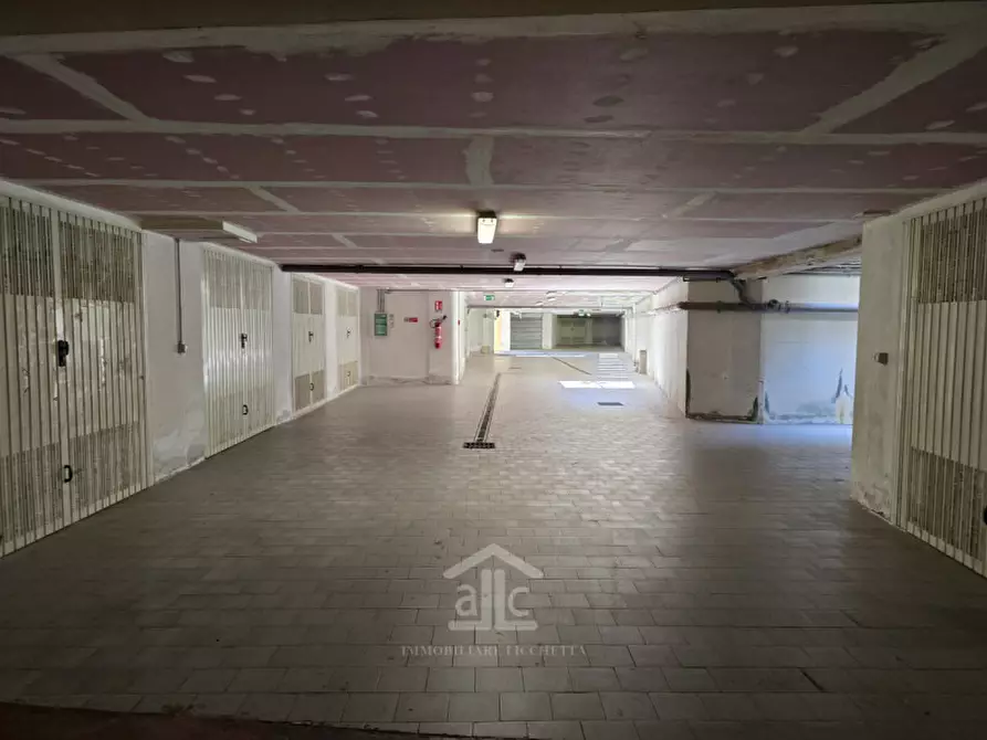 Immagine 55 di Appartamento in vendita  in via totaro fila 22 a Cavallino