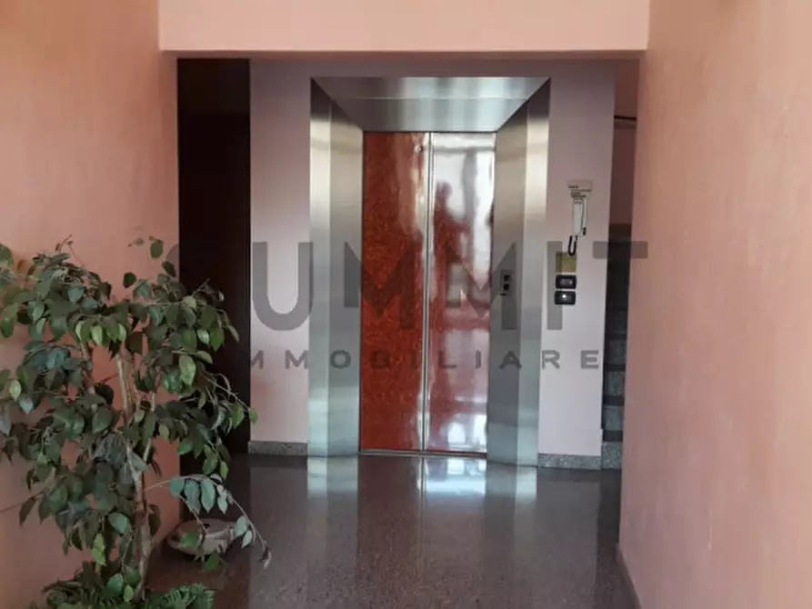 Immagine 8 di Ufficio in affitto  in Schio a Schio