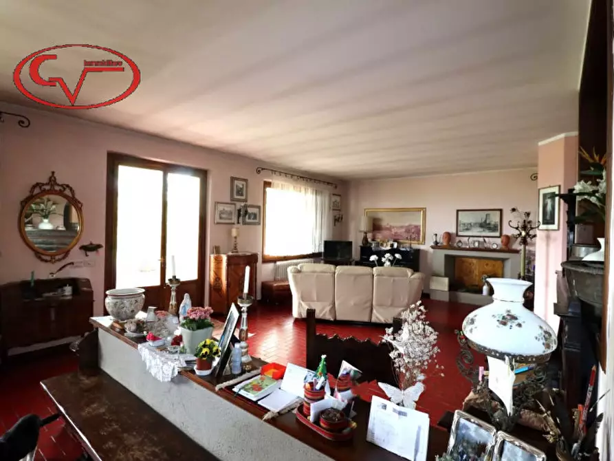 Immagine 12 di Villa in vendita  in chiantigiana a Cavriglia